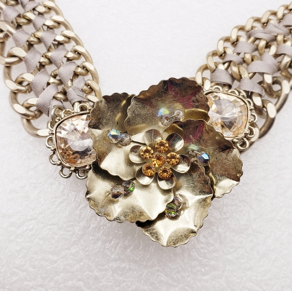 Gorgeous 9" Chunky Floral Statement Pendant Collar Necklace Thick Chain - Picture 6 of 10